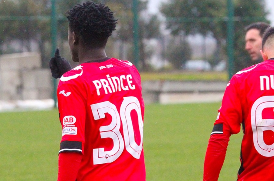 &ldquo;Qəbələ&rdquo; &ldquo;Araz-Naxçıvan&rdquo;a qalib gəldi