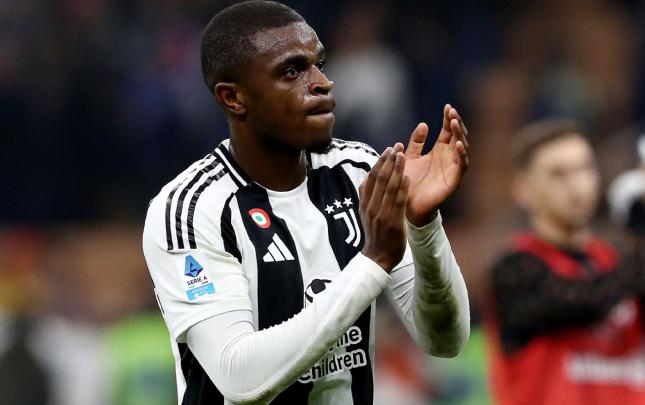 MY “Yuventus”un müdafiəçisini satın ala bilər