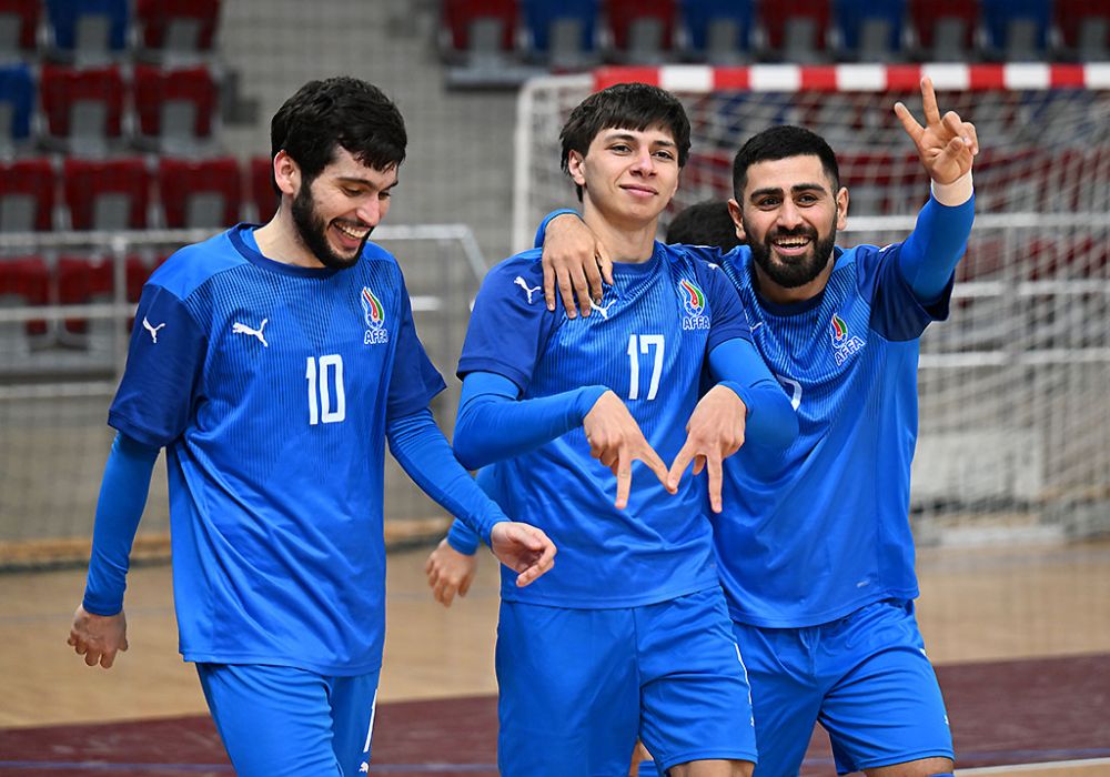 &ldquo;Danimarkaya vurduğum qolu dünyasını dəyişmiş atama həsr edirəm&rdquo;