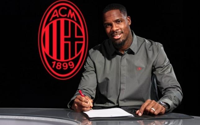 “Milan” qapıçısı ilə yeni müqavilə imzaladı