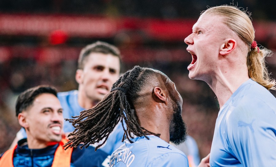 &ldquo;Mançester Siti&rdquo; &ldquo;Liverpul&rdquo;a qalib gəldi