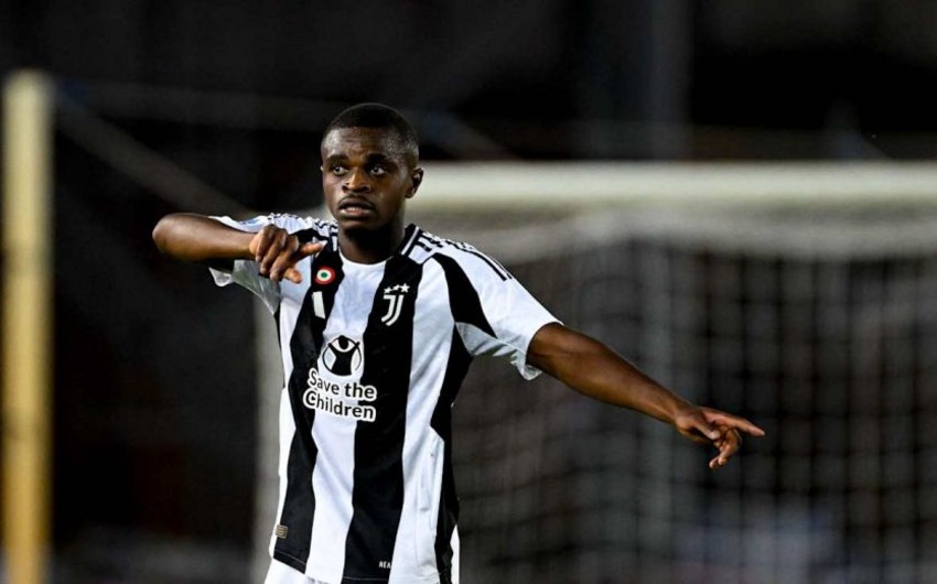 &ldquo;Yuventus&rdquo; müdafiəçisi ilə müqaviləsini yeniləmək niyyətindədir