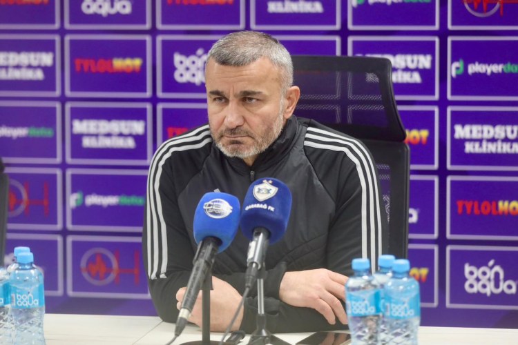 "Belə meydançada "Nyukasl"la oyuna necə hazırlaşım?" - Qurban Qurbanov