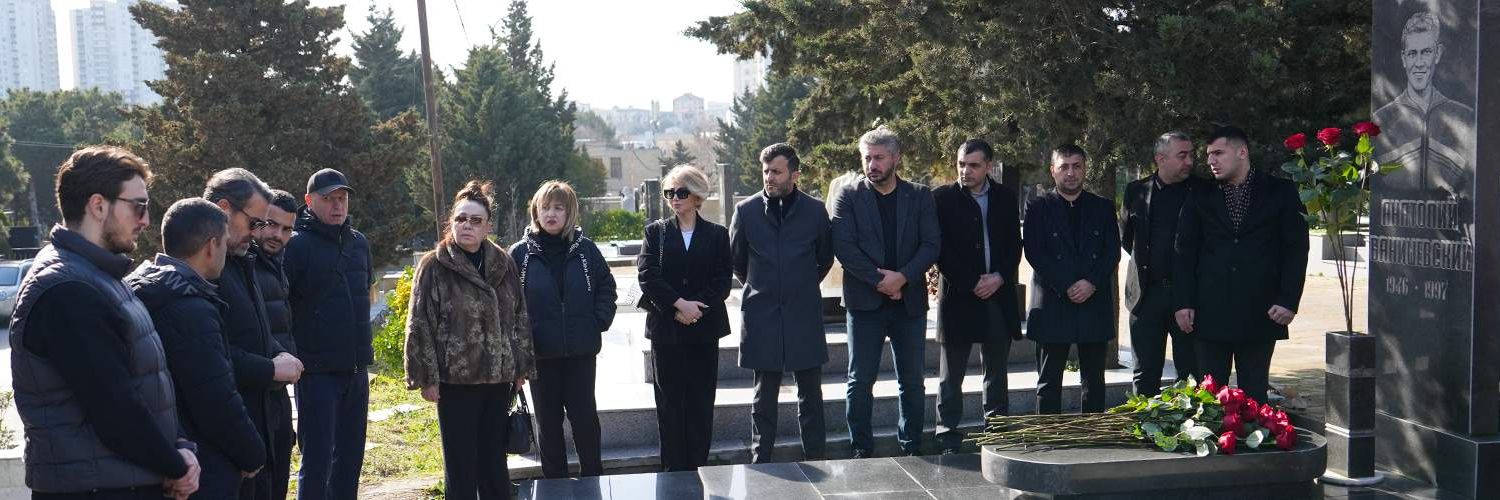 &ldquo;Neftçi&rdquo; əfsanəsinin məzarını ziyarət etdi