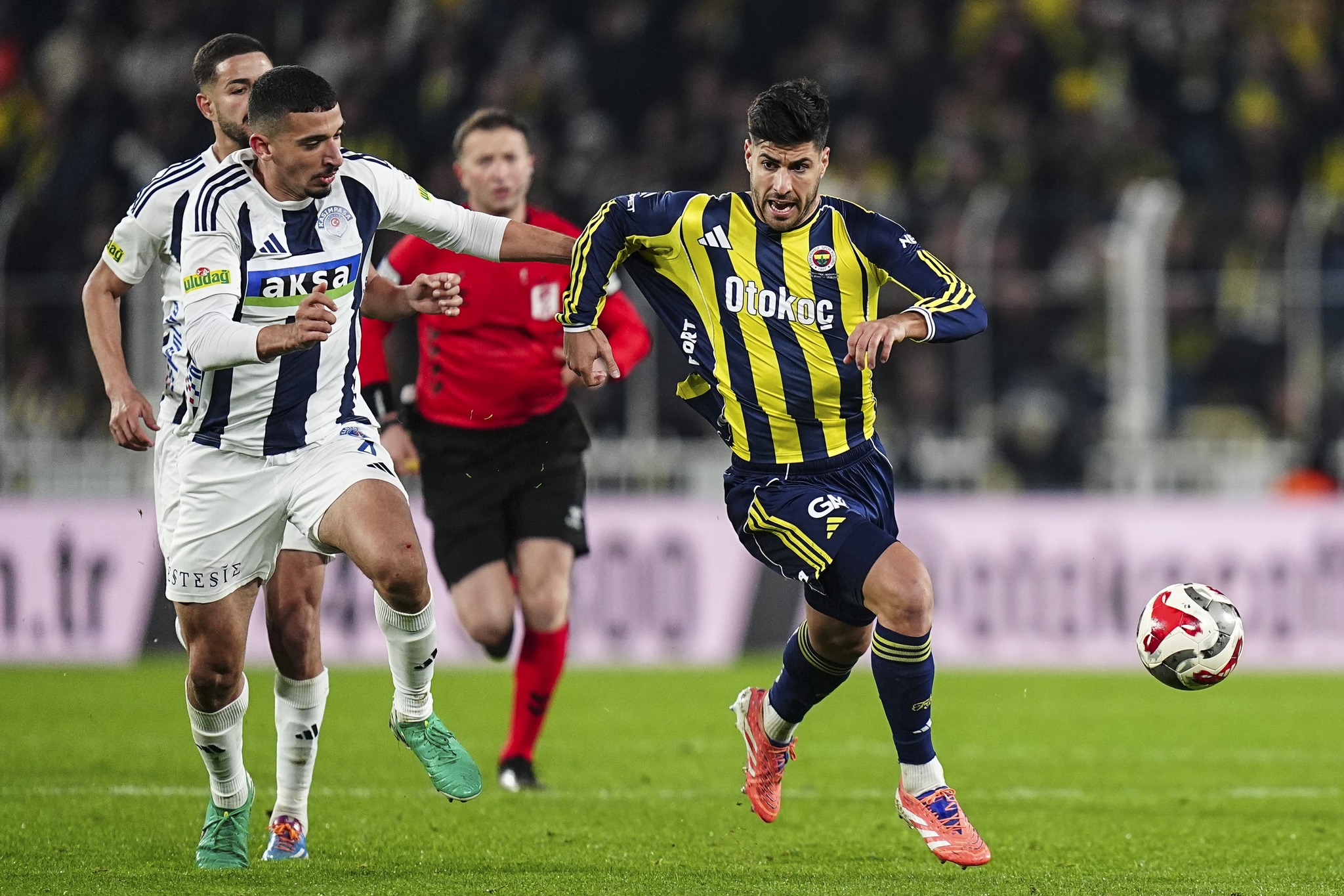 &ldquo;Fənərbağça&rdquo; evdə xal itirdi