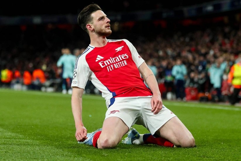 “Arsenal” Raysla danışıqlara başlayır