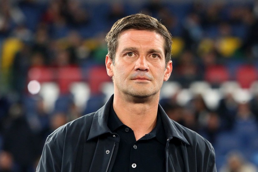 “İnter” baş məşqçisi ilə bağlı qərar qəbul etdi