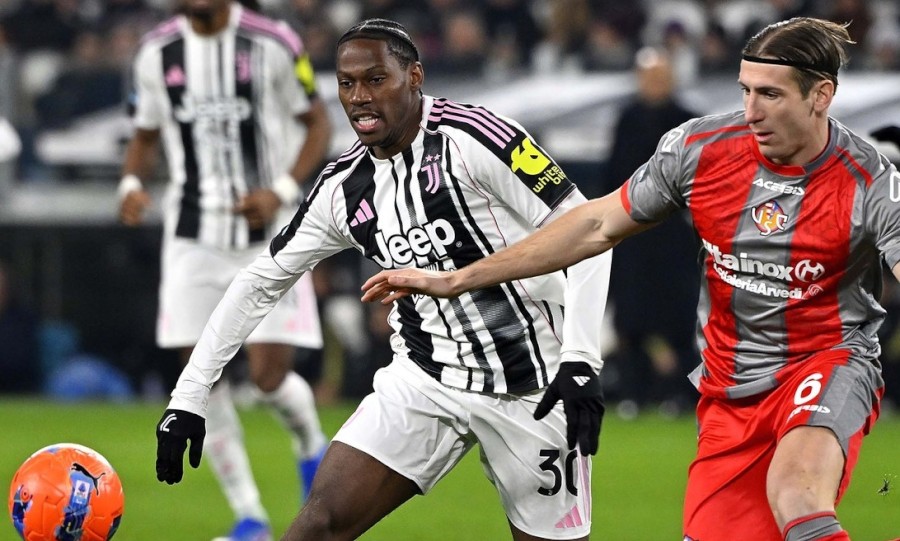 Hücumçusu “Yuventus”u tərk edə bilər