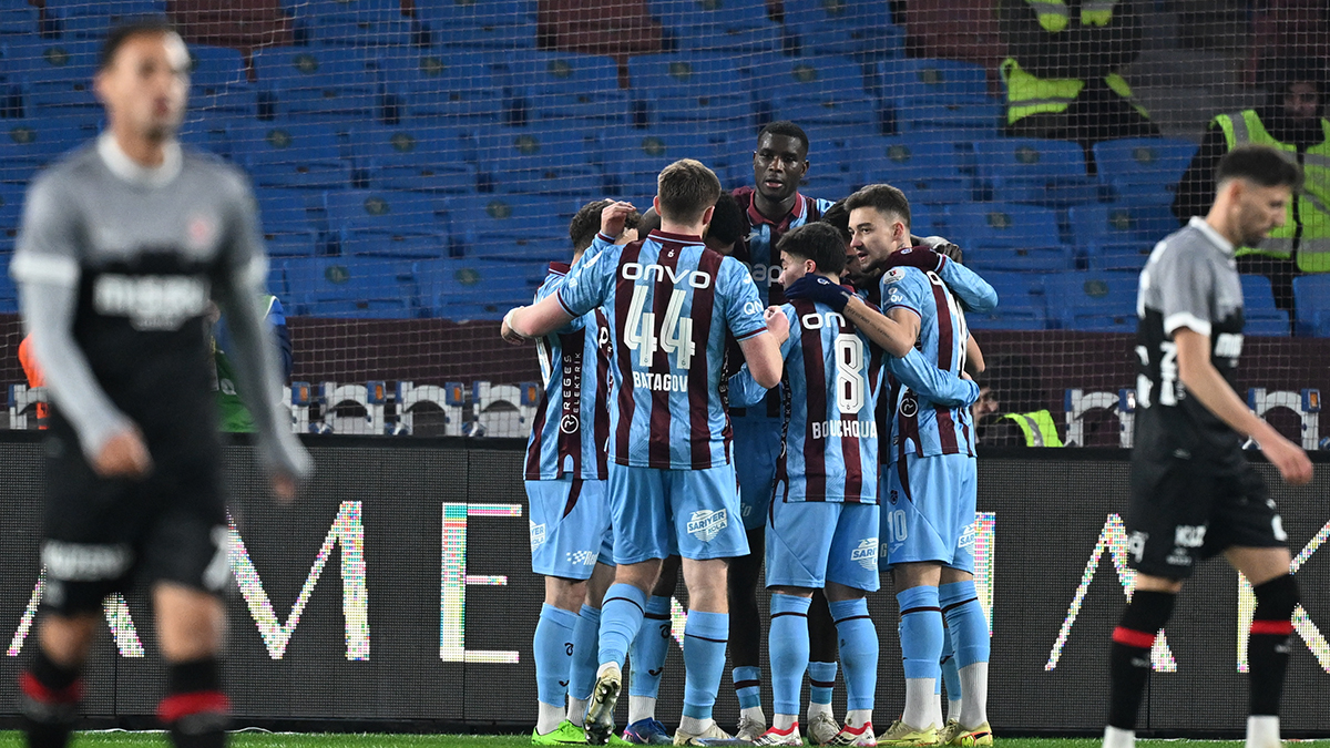 “Başakşəhər” və “Trabzonspor”dan inamlı qələbə