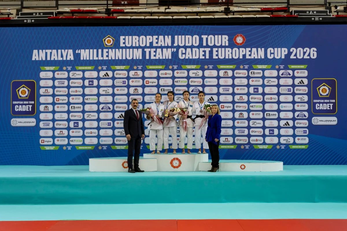 Könül Eyvazlıdan Antalyada bürünc medal