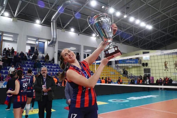 Polina Rəhimovanın komandası Yunanıstan Kubokunu qazandı