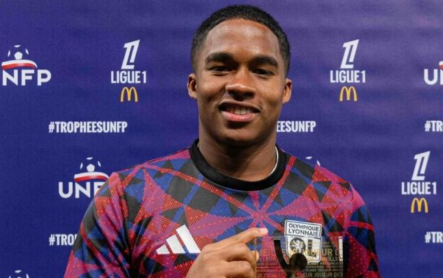 &ldquo;Real&rdquo;ın futbolçusu Fransada ən yaxşı seçildi