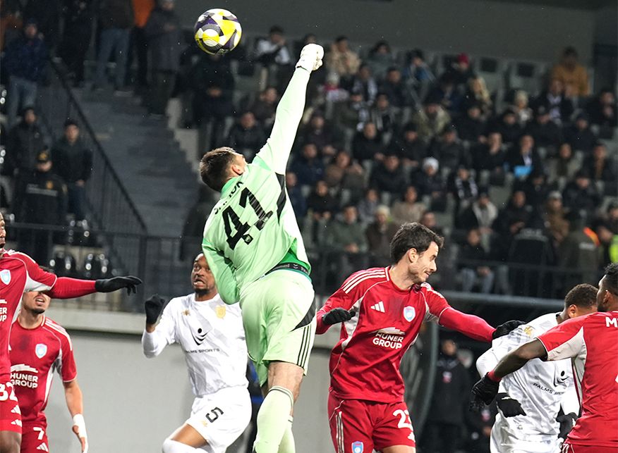 Ardıcıl 8-ci quru oyun: Samok 778-ə çatdı