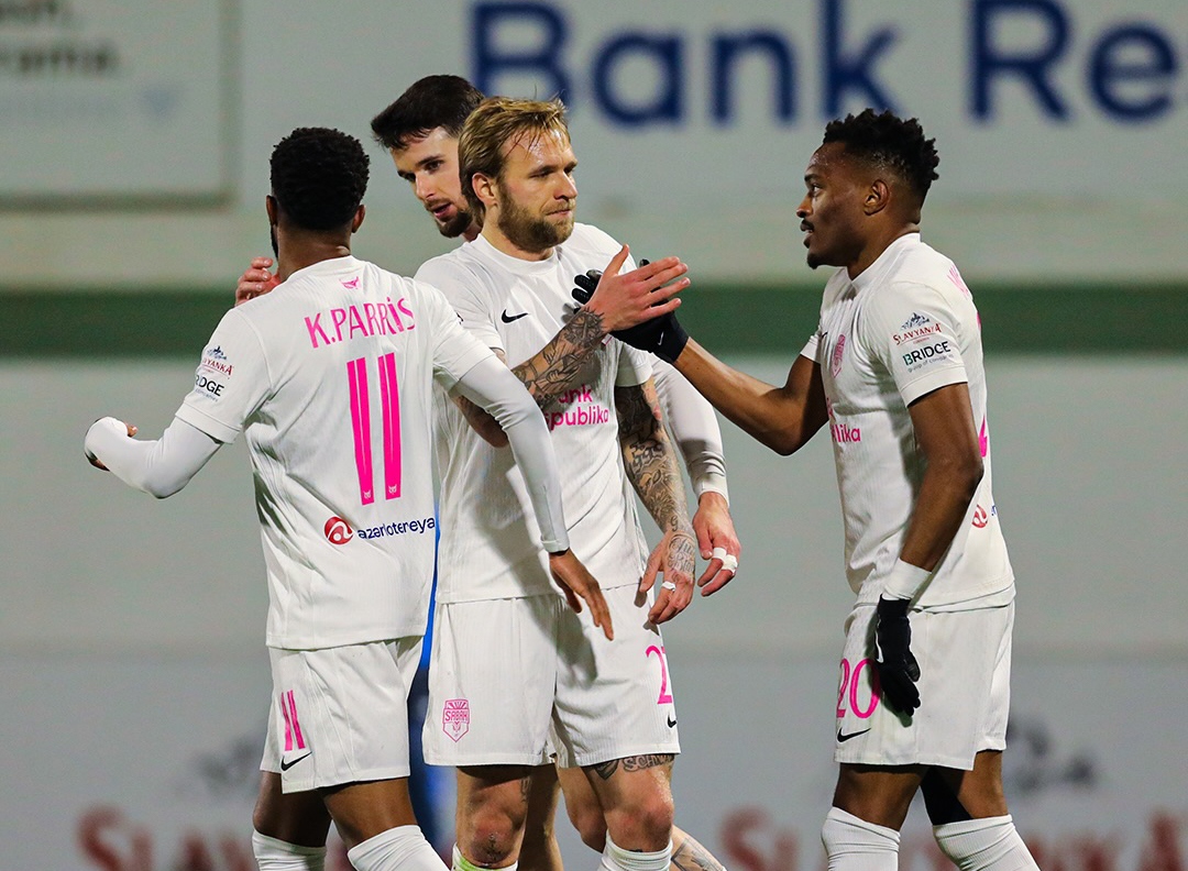 Mikelsdən Premyer Liqada 50-ci qol