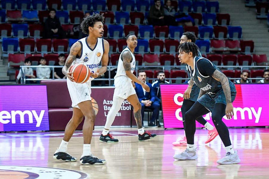 &ldquo;Ordu&rdquo; &ldquo;Sumqayıt&rdquo;ı, &ldquo;Naxçıvan&rdquo; &ldquo;Sərhdəçi&rdquo;ni məğlub etdi