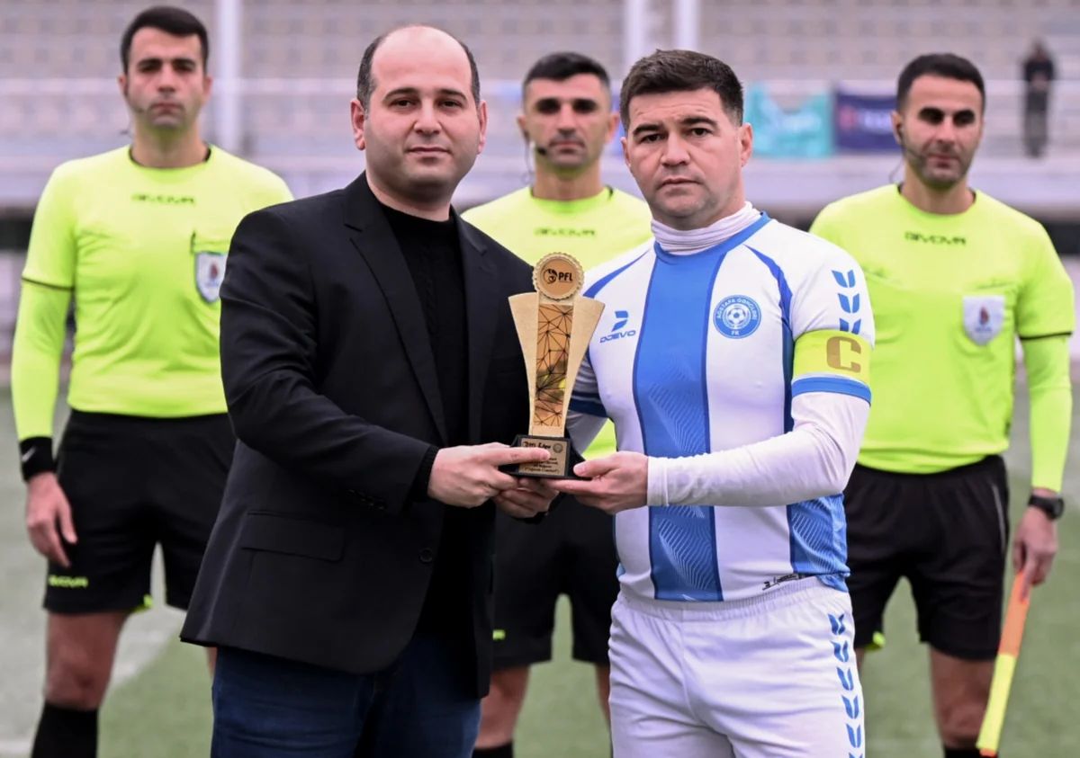 2-ci Liqada fevralın ən yaxşı qolunun müəllifi mükafatlandırıldı