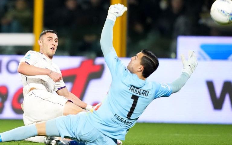 &ldquo;Fiorentina&rdquo;dan darmadağın