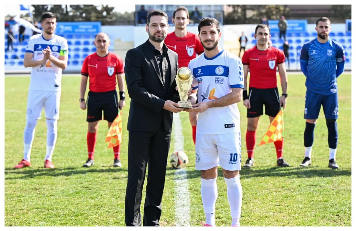 Fevralın ən yaxşı qolunun müəllifi mükafatlandırıldı