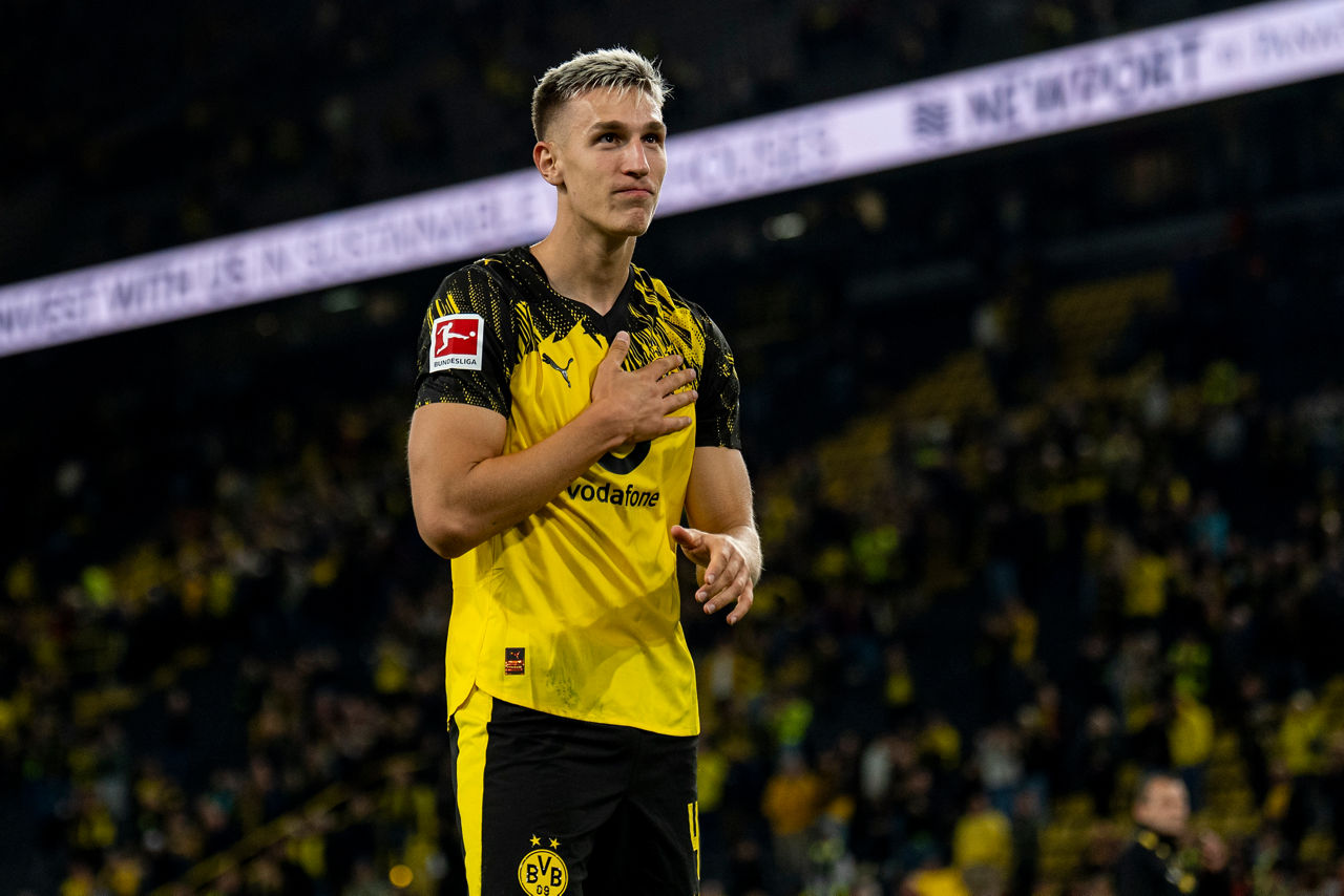 &ldquo;Borussiya&rdquo; müdafiəçisi ilə danışıqlarda dalana dirəndi