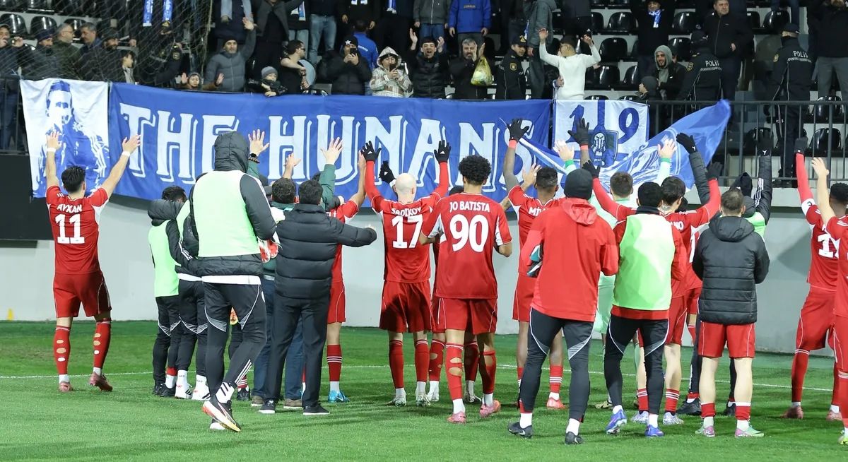 Premyer Liqa oyunlarında ən çox azarkeş toplayan komandalar bəlli oldu