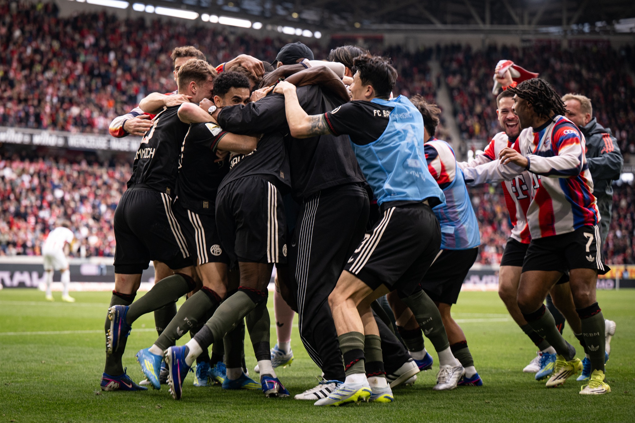 &ldquo;Bayern&rdquo;dən səfərdə çətin qələbə