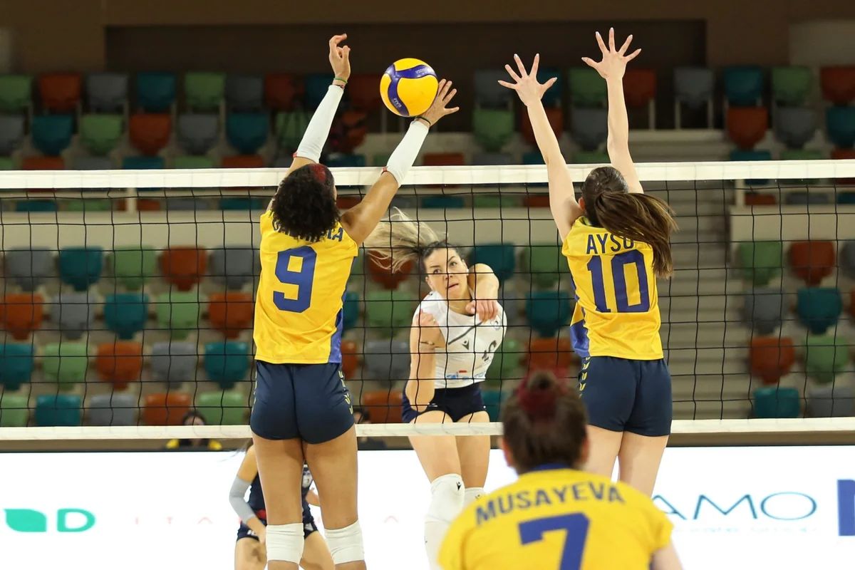 Yarımfinal mərhələsi başlayır