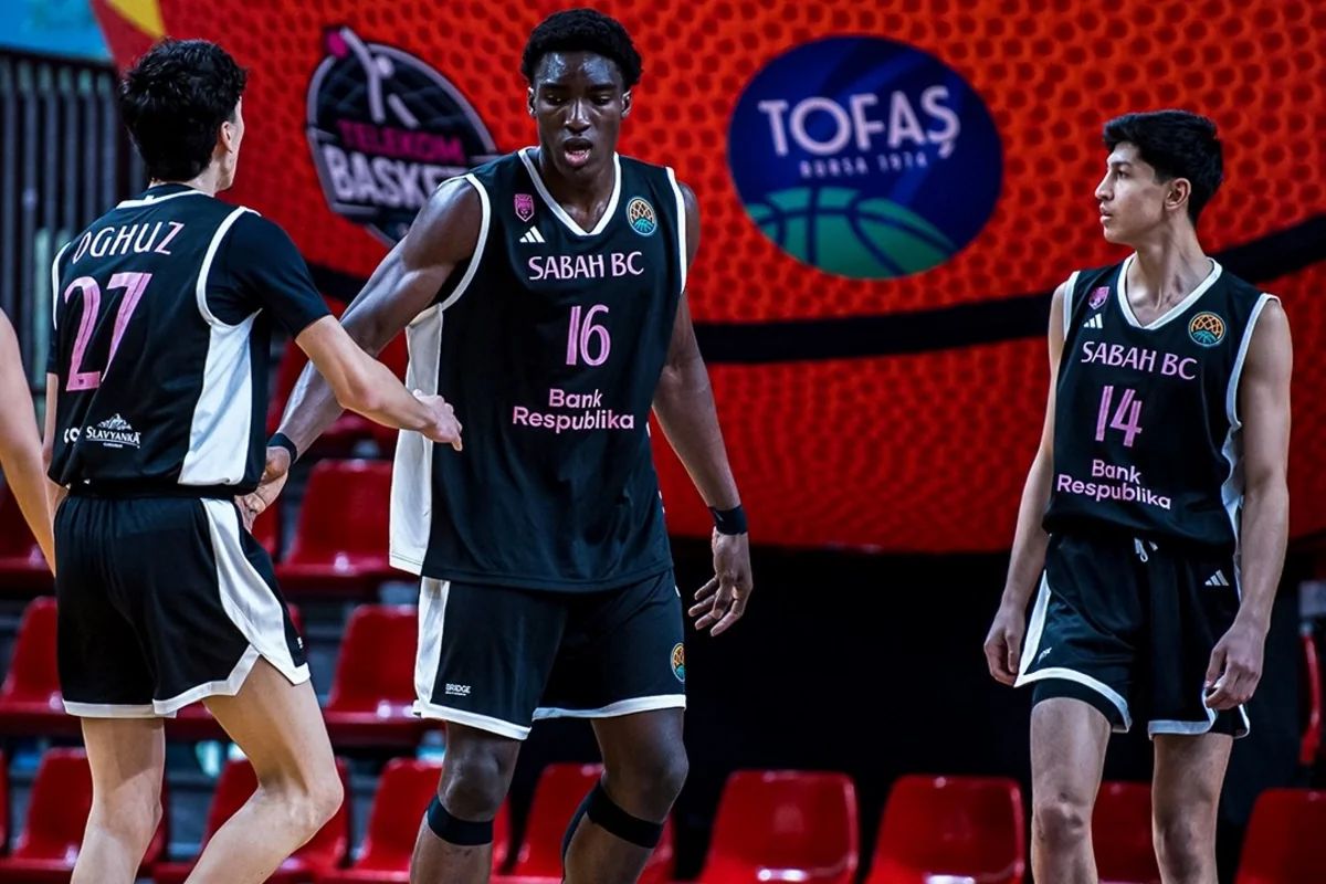 “Sabah”ın U-18 komandasından ÇL-də tarixi qələbə