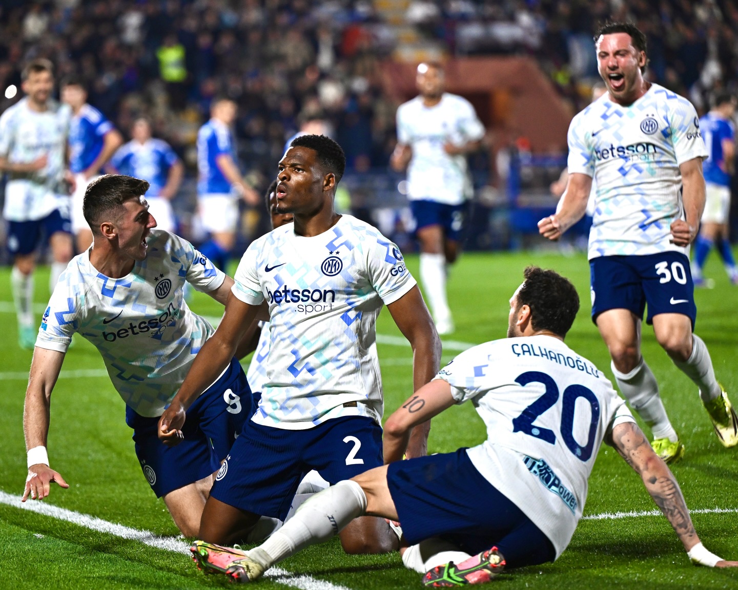 &ldquo;İnter&rdquo;dən çətin qələbə