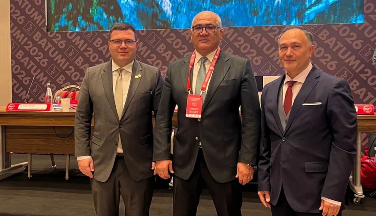 Firdovsi Umudov Avropa Ağırlıqqaldırma Federasiyasının konqresində