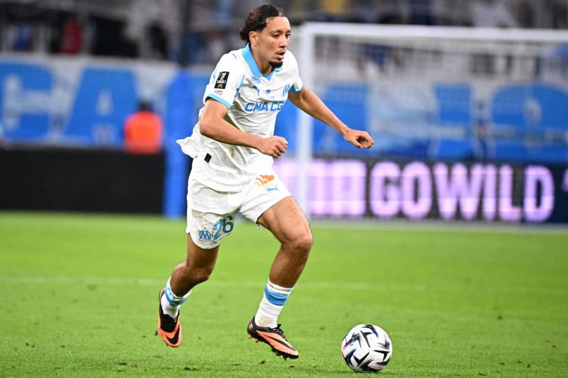 Yarımmüdafiəçisi &ldquo;Olimpik&rdquo;dən getməyə yaxındır