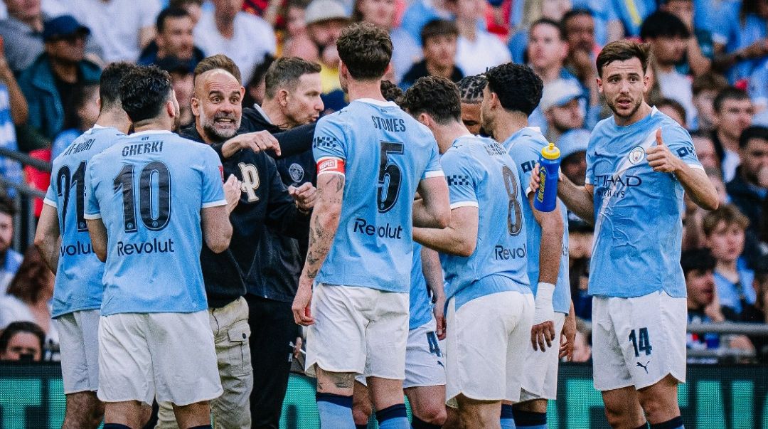 &ldquo;Mançester Siti&rdquo; finalda