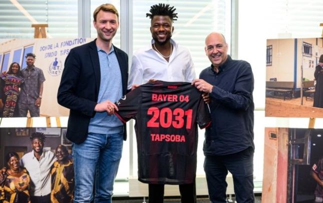 &ldquo;Bayer&rdquo;də yeni müqavilə