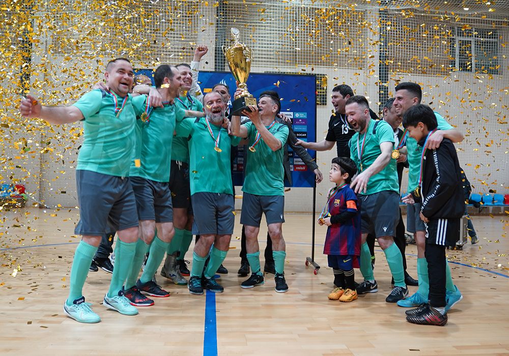PFL çempion oldu