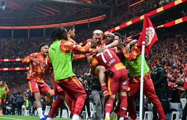 &ldquo;Qalatasaray&rdquo;dan 26-cı çempionluq!