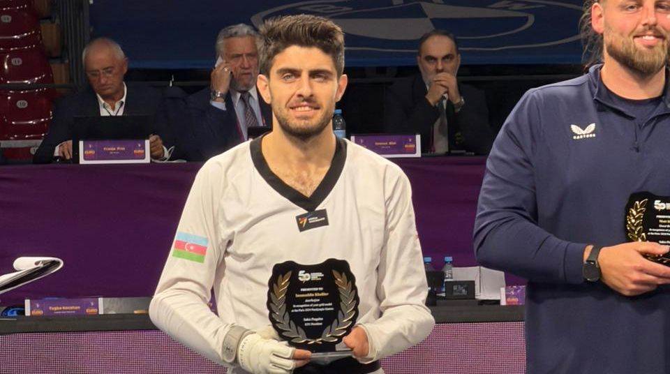 Ağayevdən bürünc medal, Xəlilova xüsusi mükafat