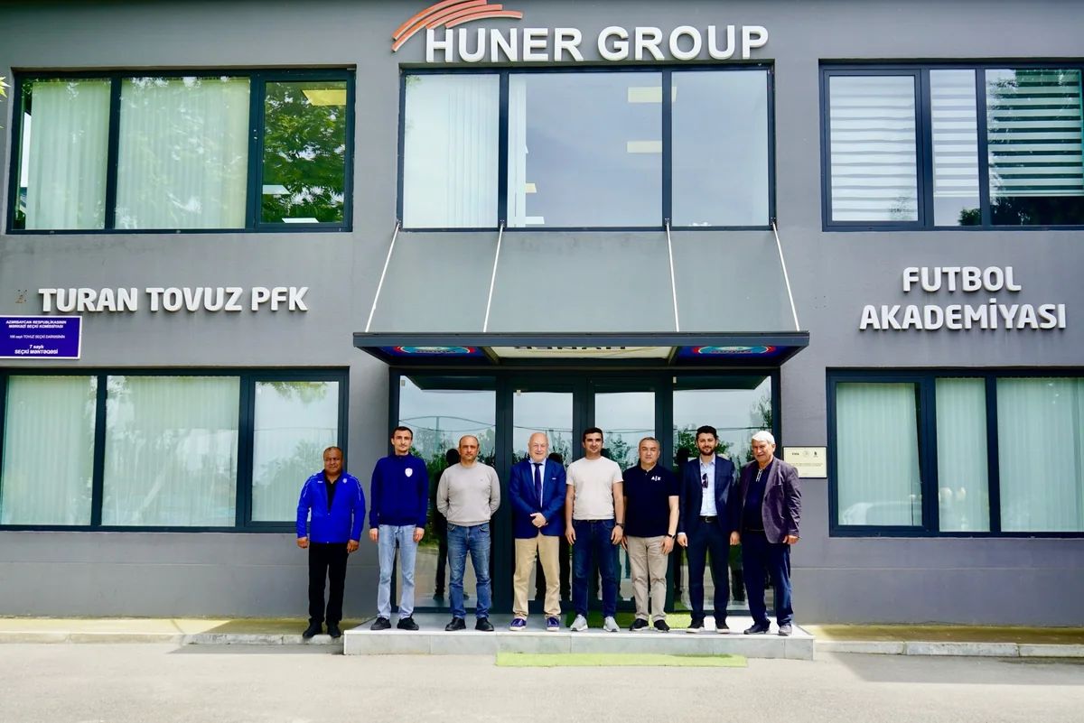 Tovuz şəhər stadionunun UEFA standartlarına uyğunlaşdırılması müzakirə edilib