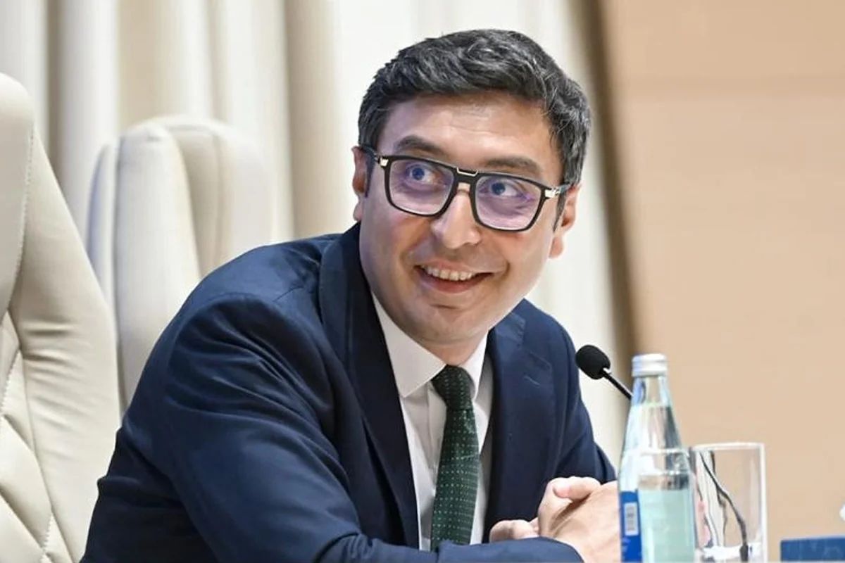 Fərid Qayıbov beynəlxalq yarışlarda uğurla təmsil etmiş idmançılarla görüşüb