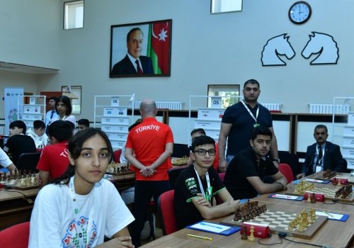 Azərbaycan komandası şahmat olimpiadasında bürünc medal qazandı