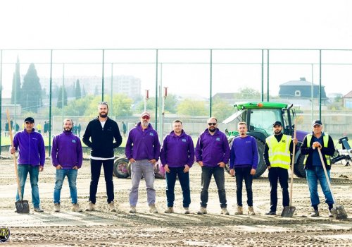 Gəncə şəhər stadionunda yeni meydanlar nə vaxta hazır olacaq?