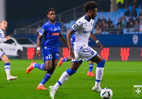 Turun ilk oyununda heç-heçə qeydə alındı