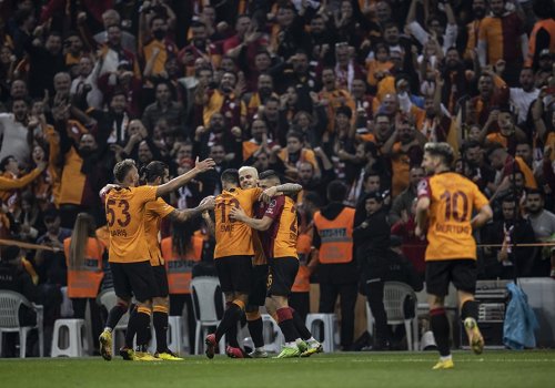 “Qalatasaray” “Beşiktaş”a qalib gəldi