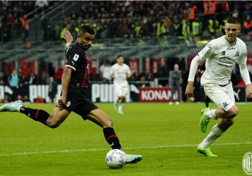 “Milan” və “Napoli”dən qələbə