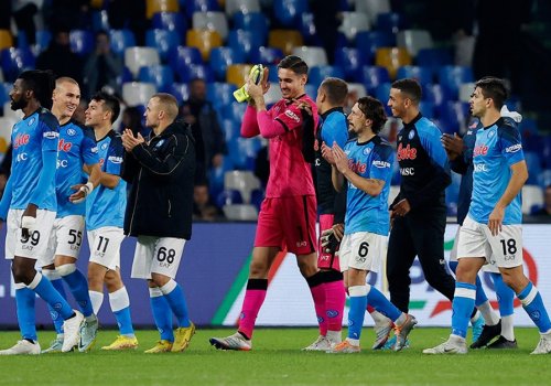 “Napoli”dən növbəti qələbə, “Milan”dan xal itkisi