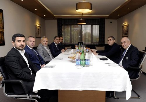 PFL və “Şamaxı” rəhbərliyi arasında görüş keçirildi