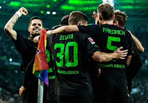 “Borussiya” adaşına məğlub oldu