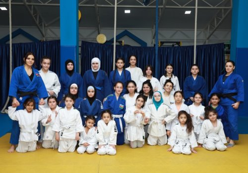 Azərbaycanda qızlar üçün cüdo klubu fəaliyyətə başladı