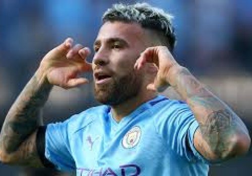 Otamendi gələcəyi haqda qərar verəcək