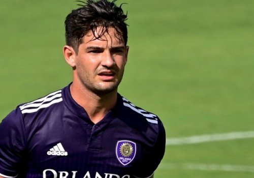 Pato karyerasına Braziliya klubunda davam edə bilər