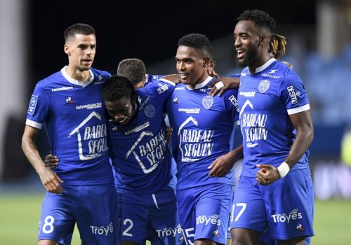 Fransa Liqa 1-i tərk edən ilk klub bəlli oldu