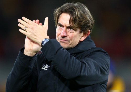 “Bayern” “Brentford”un baş məşqçisi ilə maraqlanır